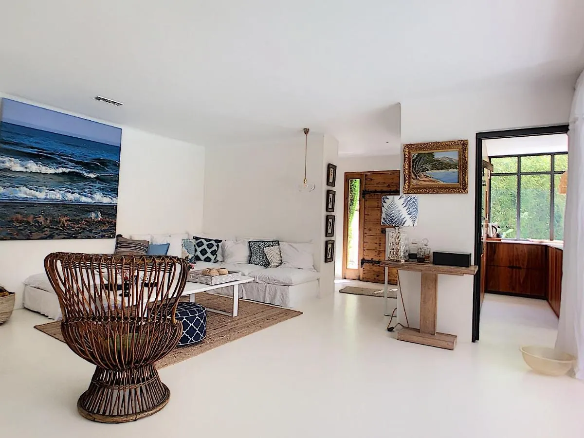 Villa Riviera Cannes 0*,